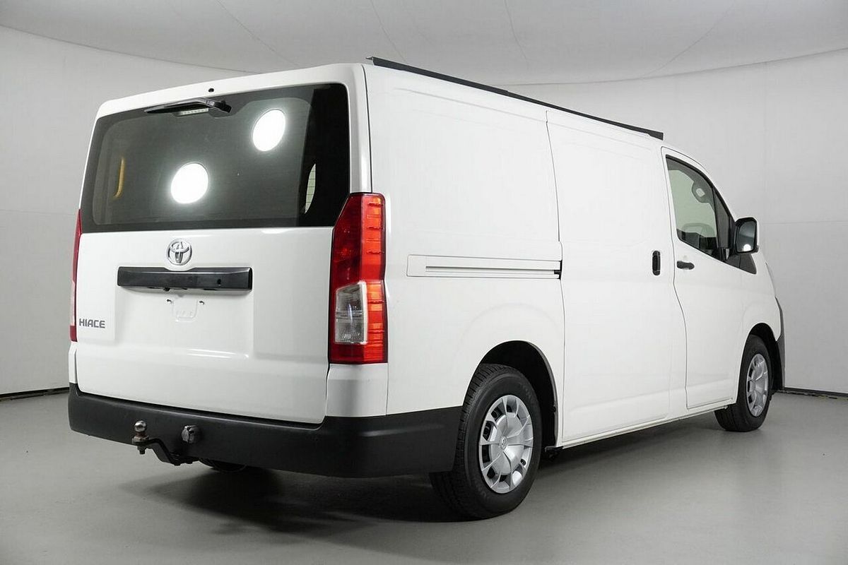 2020 Toyota HiAce LWB GDH300R