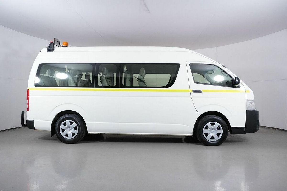 2018 Toyota HiAce Commuter KDH223R MY16