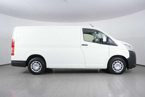 2024 Toyota HiAce LWB GDH300R