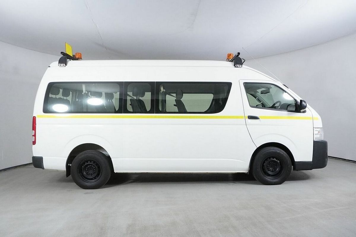 2018 Toyota HiAce Commuter KDH223R MY16