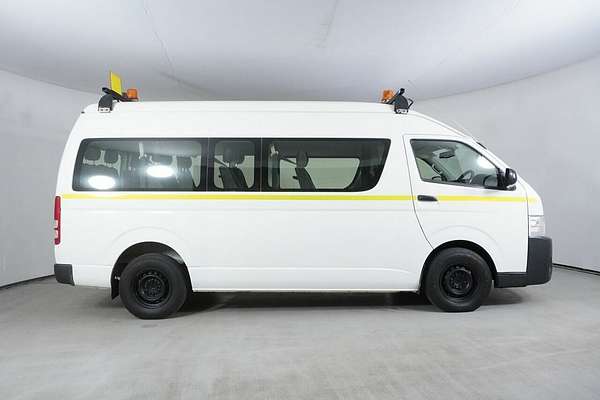 2018 Toyota HiAce Commuter KDH223R MY16
