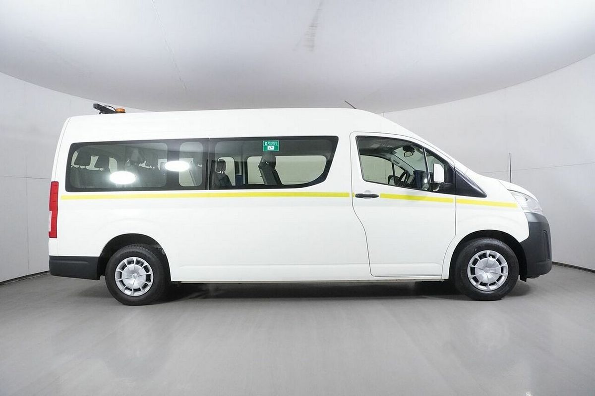2021 Toyota HiAce Slwb Commuter (12 Seats) GDH322R