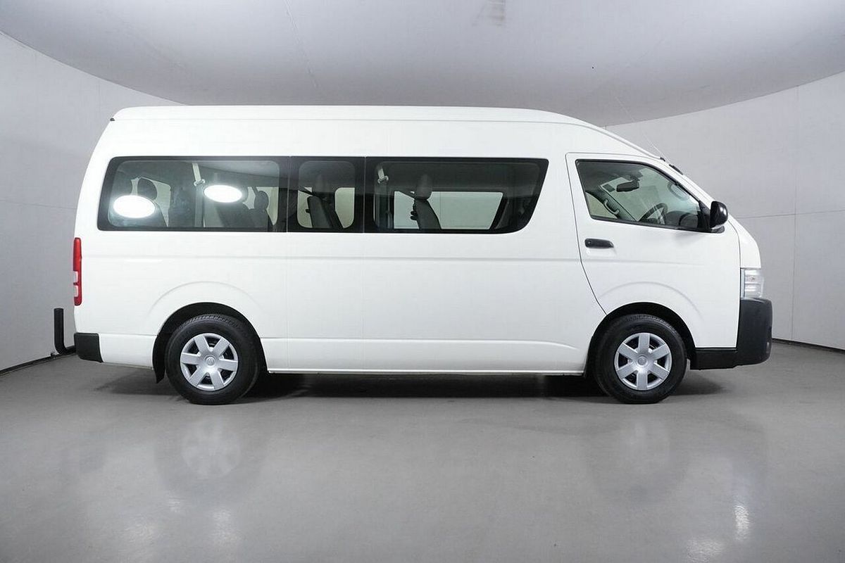 2018 Toyota HiAce Commuter KDH223R MY16
