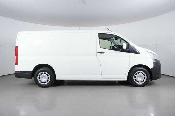 2024 Toyota HiAce LWB GDH300R