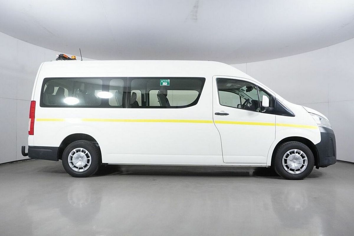 2019 Toyota HiAce Commuter (12 Seats) GDH322R