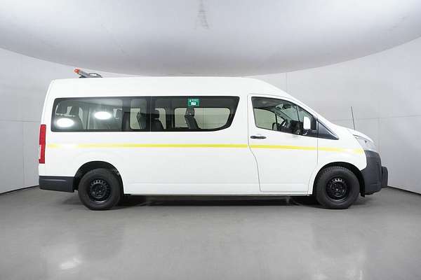 2020 Toyota HiAce Commuter (12 Seats) GDH322R