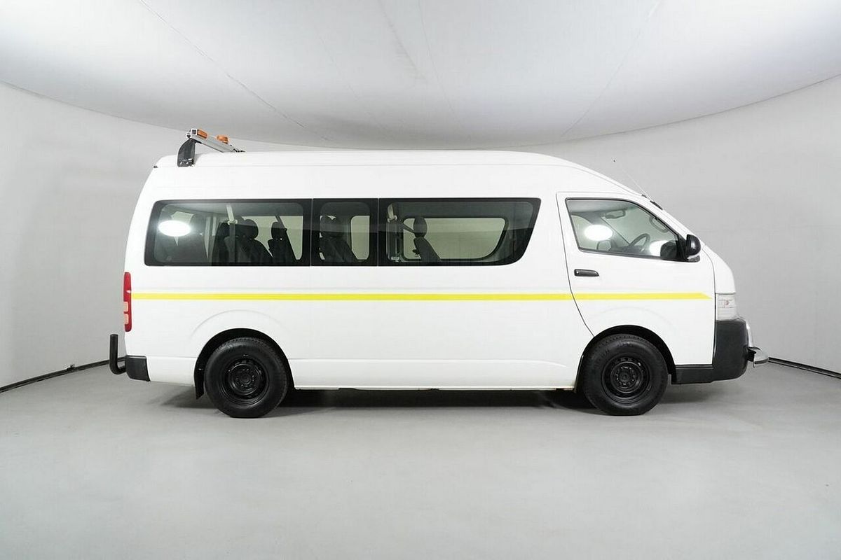 2018 Toyota HiAce Commuter KDH223R MY16