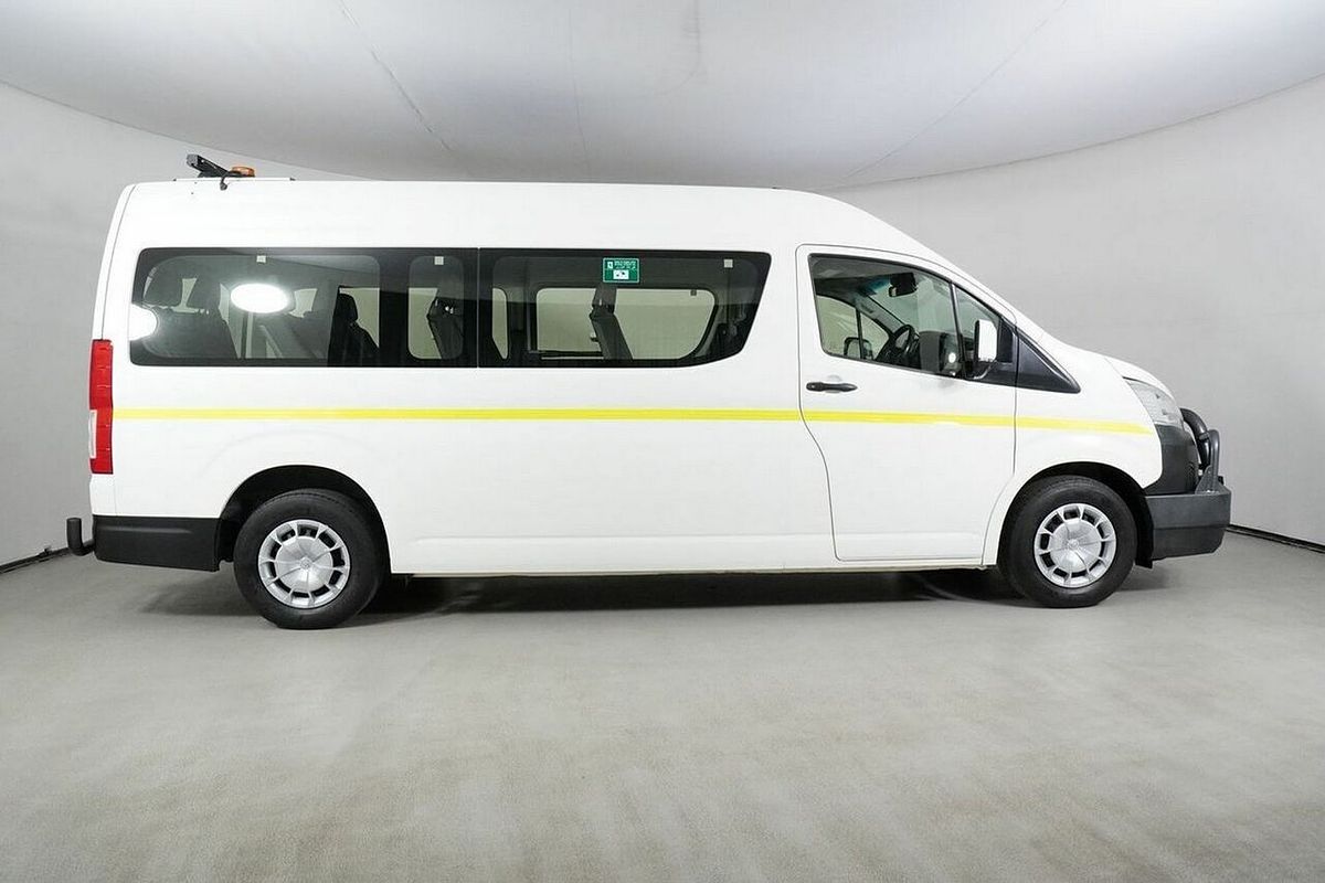 2020 Toyota HiAce Commuter (12 Seats) GDH322R