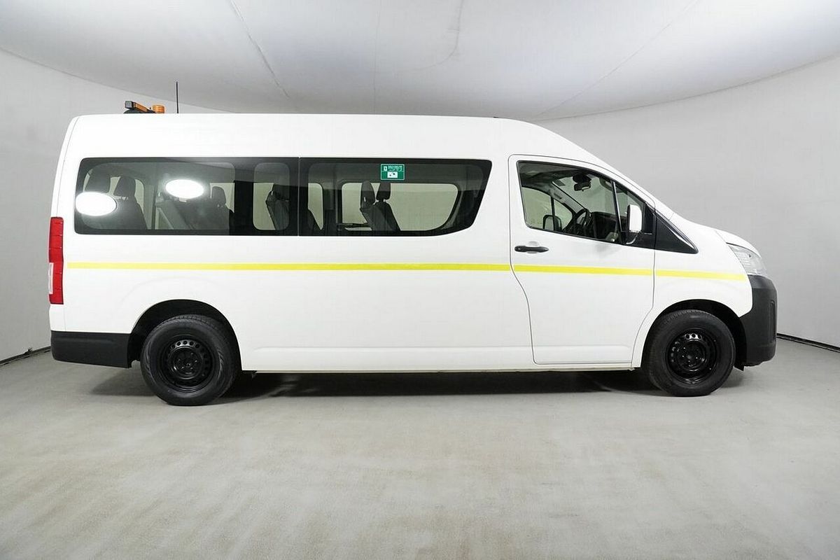 2020 Toyota HiAce Commuter (12 Seats) GDH322R