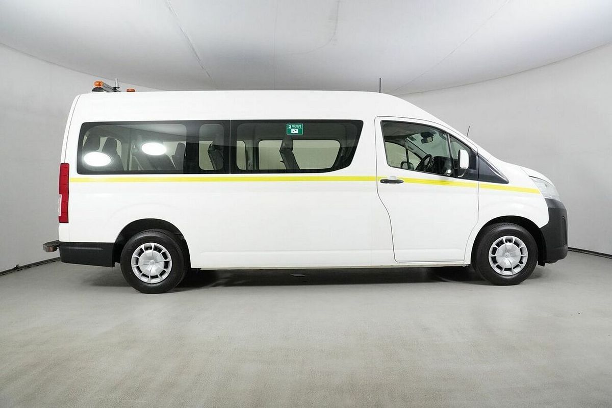 2019 Toyota HiAce Commuter (12 Seats) GDH322R