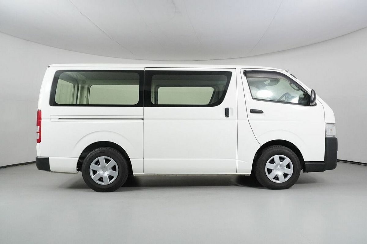 2018 Toyota HiAce DX