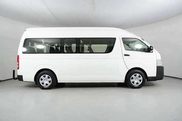 2017 Toyota HiAce Commuter KDH223R MY16