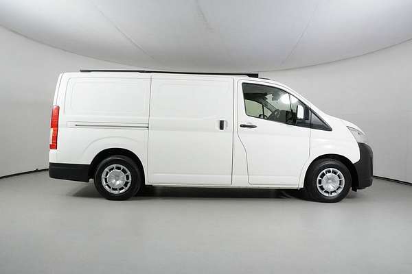 2020 Toyota HiAce LWB GDH300R