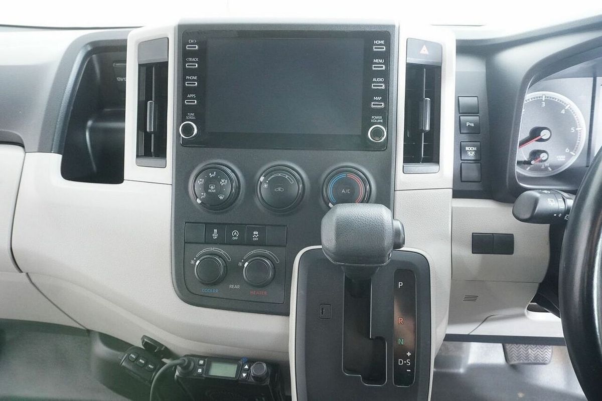 2021 Toyota HiAce Slwb Commuter (12 Seats) GDH322R