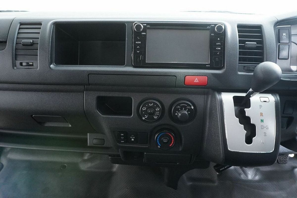 2018 Toyota HiAce Commuter KDH223R MY16
