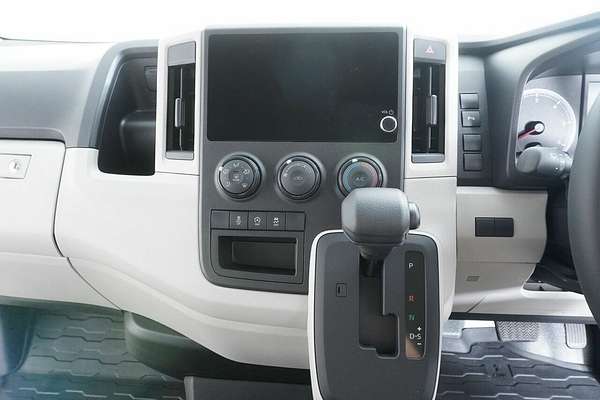 2024 Toyota HiAce LWB GDH300R