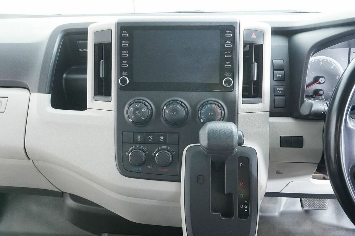 2020 Toyota HiAce Commuter (12 Seats) GDH322R