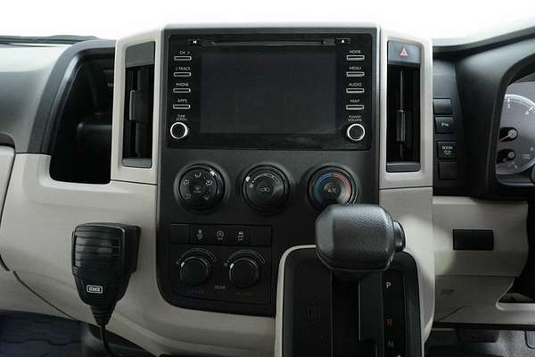 2020 Toyota HiAce Commuter (12 Seats) GDH322R