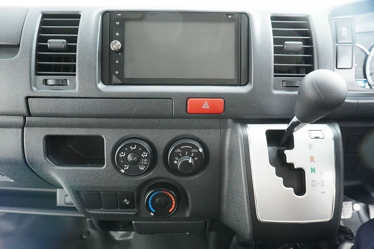 2018 Toyota HiAce DX