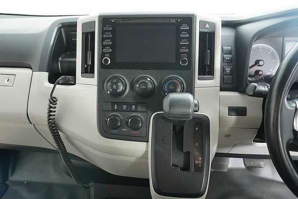 2020 Toyota HiAce Commuter (12 Seats) GDH322R
