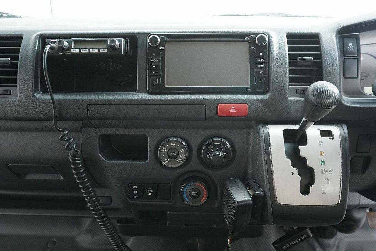 2018 Toyota HiAce Commuter KDH223R MY16