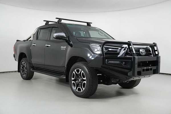 2022 Toyota Hilux SR5 + Premium Interior (4x4) GUN126R 4X4