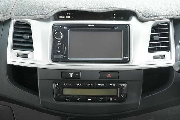 2013 Toyota Hilux SR5 (4x4) KUN26R MY12 4X4