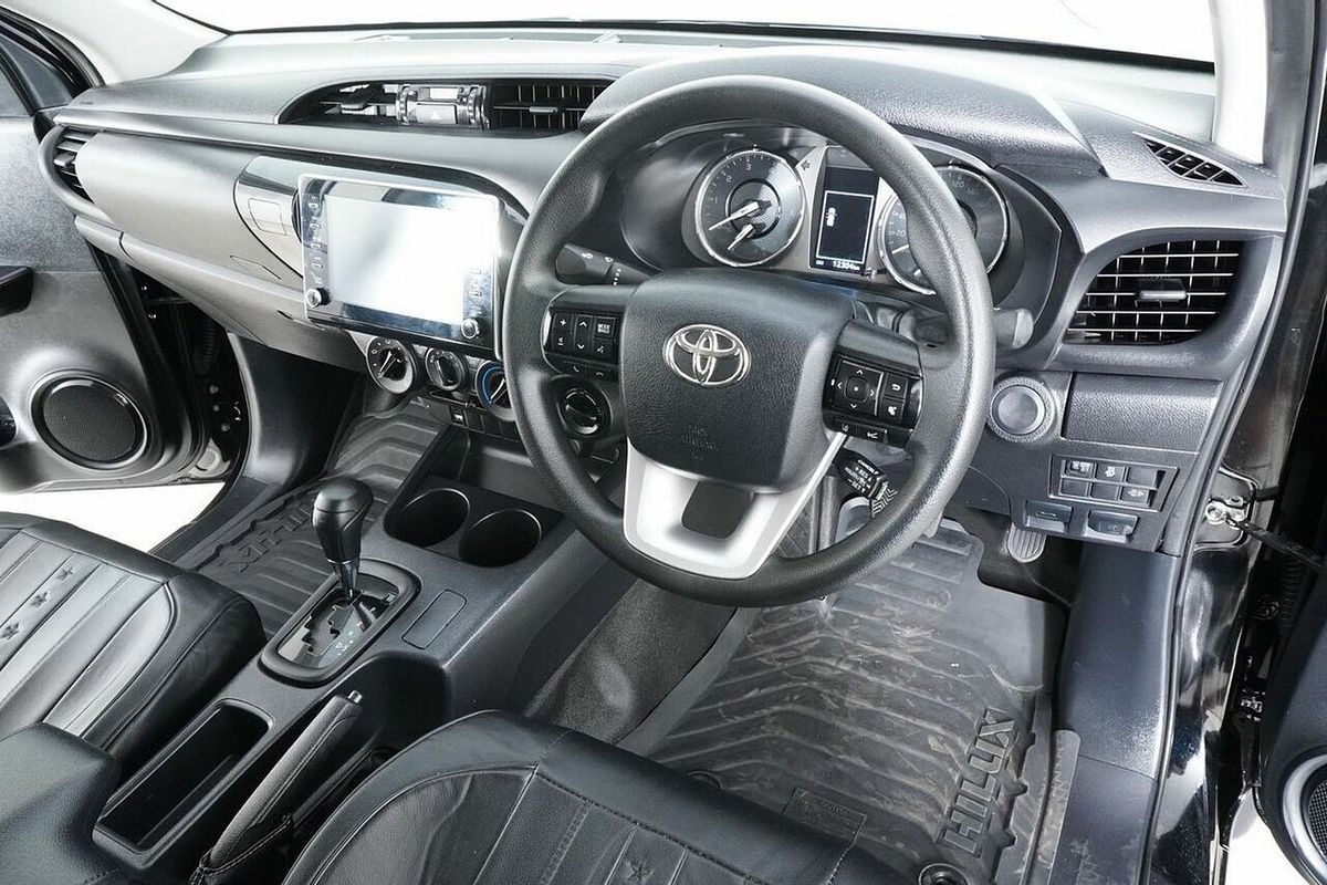 2022 Toyota Hilux Workmate (4x4) GUN125R 4X4