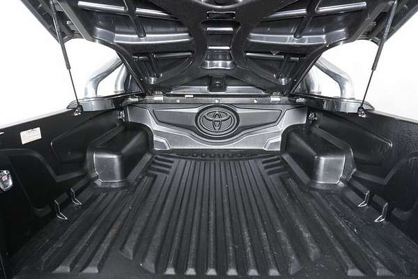 2013 Toyota Hilux SR5 (4x4) KUN26R MY12 4X4