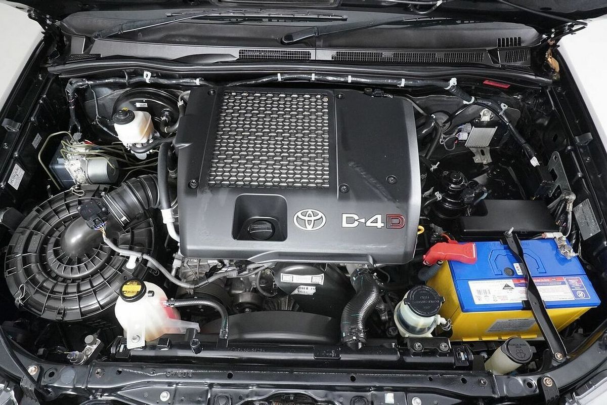 2013 Toyota Hilux SR5 (4x4) KUN26R MY12 4X4