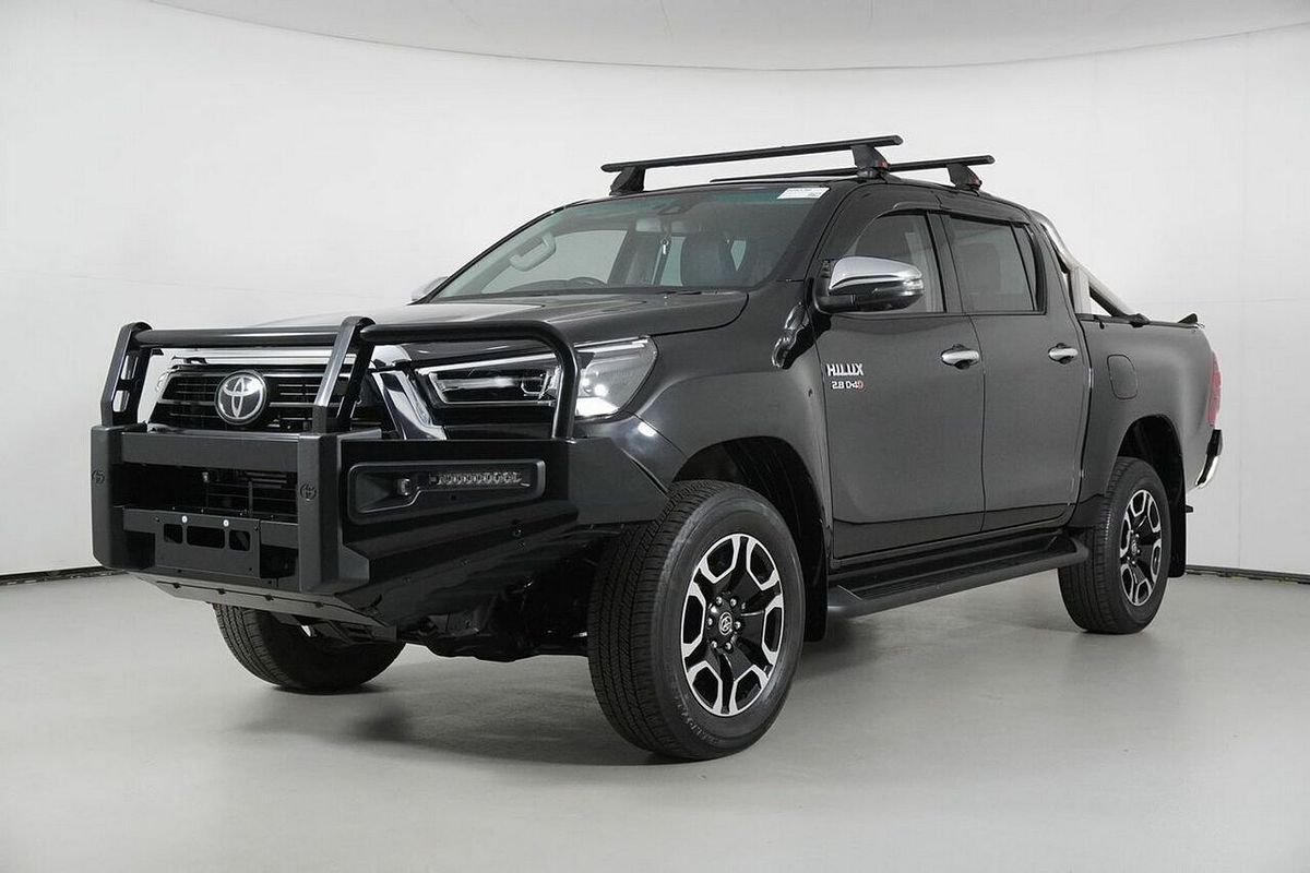 2022 Toyota Hilux SR5 + Premium Interior (4x4) GUN126R 4X4