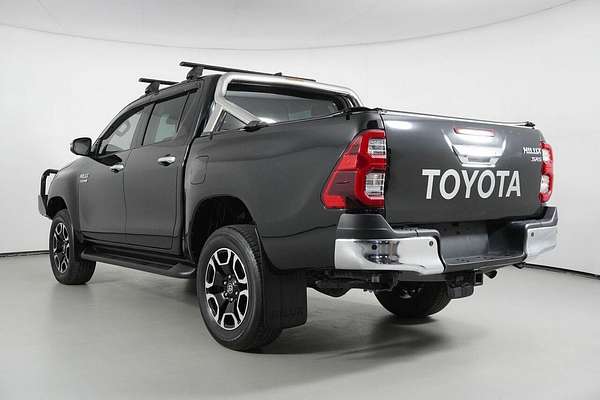 2022 Toyota Hilux SR5 + Premium Interior (4x4) GUN126R 4X4