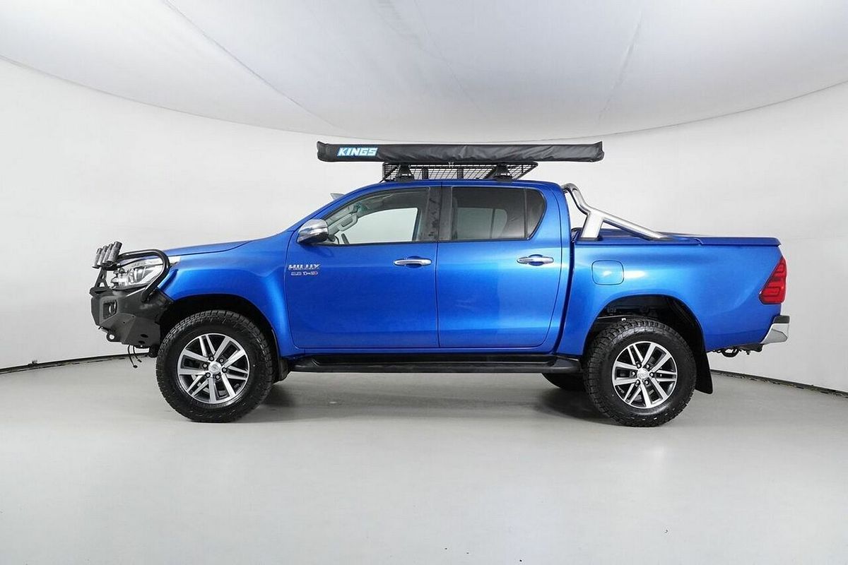 2015 Toyota Hilux SR5 (4x4) GUN126R 4X4