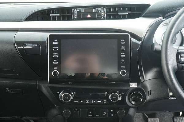 2020 Toyota Hilux SR5 (4x4) GUN126R Facelift 4X4