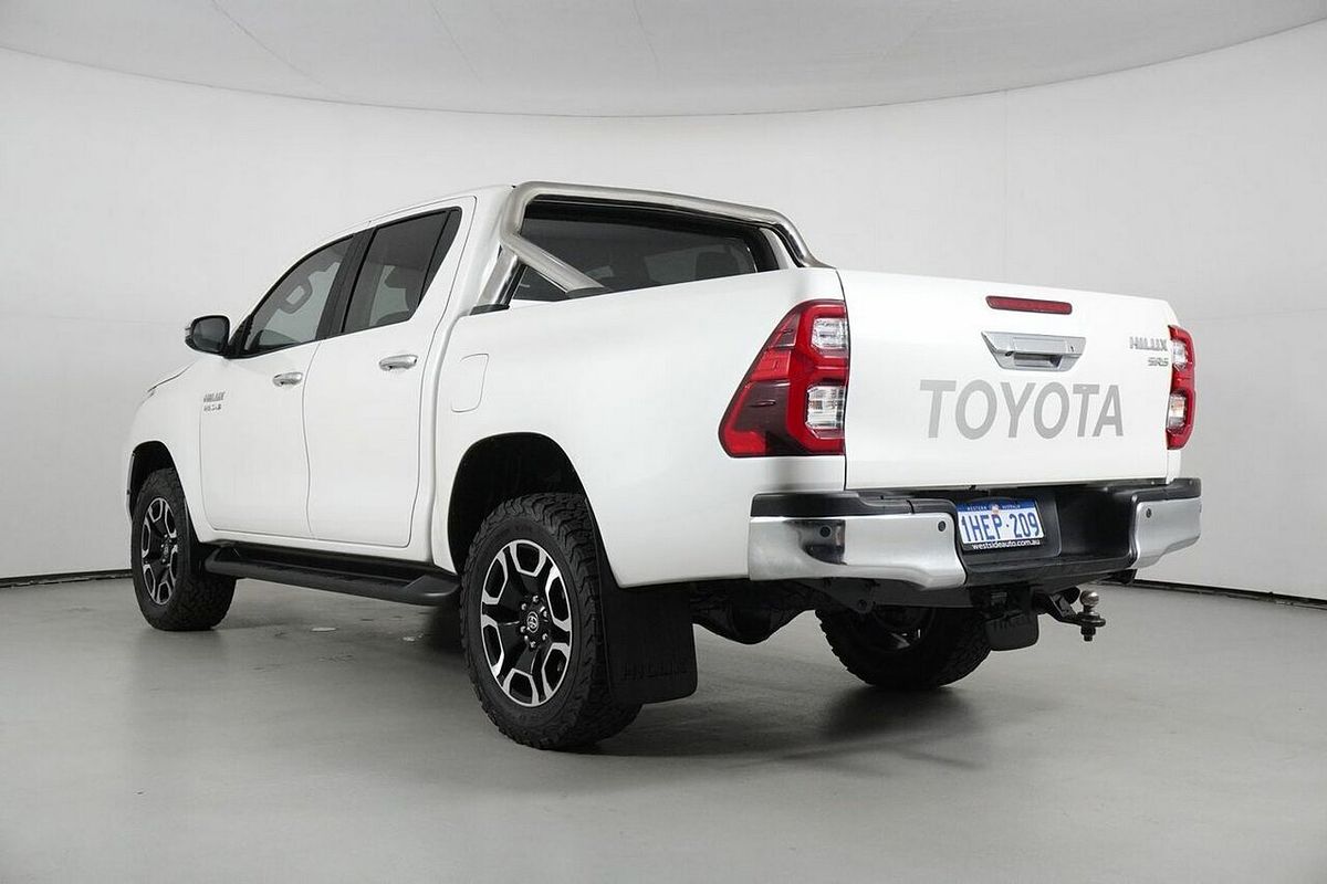 2020 Toyota Hilux SR5 (4x4) GUN126R Facelift 4X4