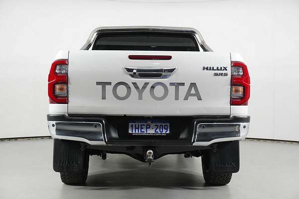 2020 Toyota Hilux SR5 (4x4) GUN126R Facelift 4X4