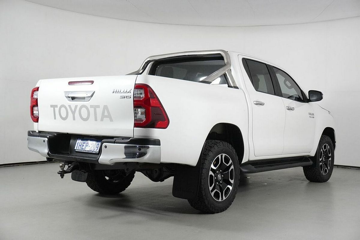 2020 Toyota Hilux SR5 (4x4) GUN126R Facelift 4X4