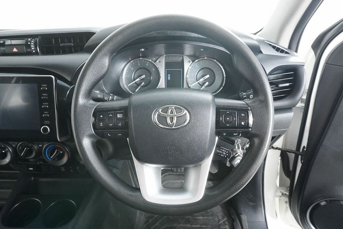 2020 Toyota Hilux SR (4x4) GUN126R Facelift 4X4