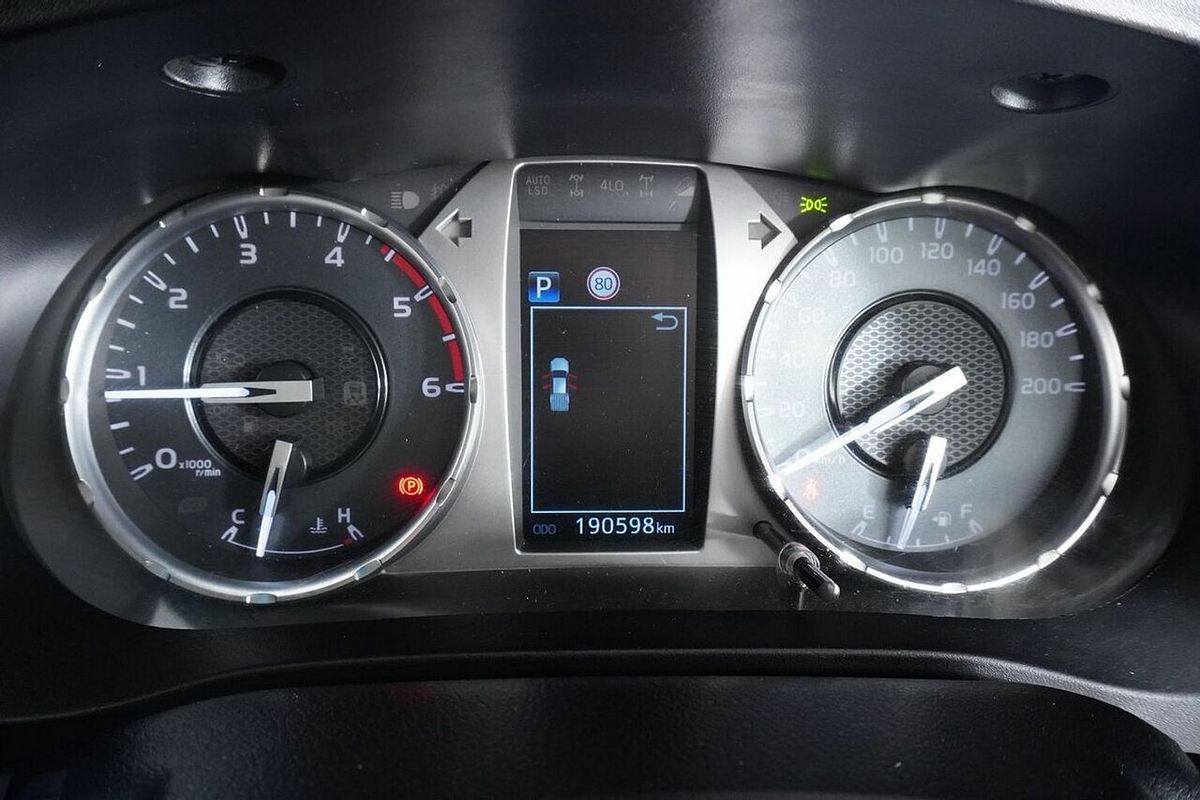2020 Toyota Hilux SR (4x4) GUN126R Facelift 4X4