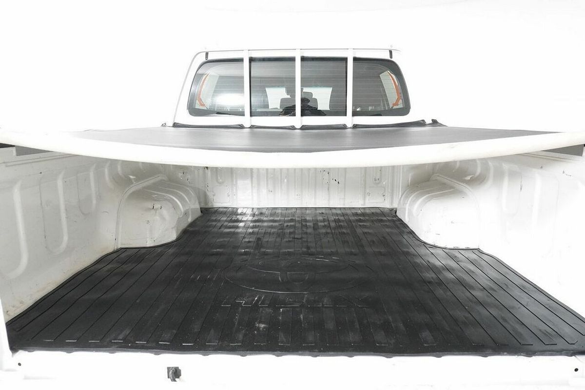 2020 Toyota Hilux SR (4x4) GUN126R Facelift 4X4