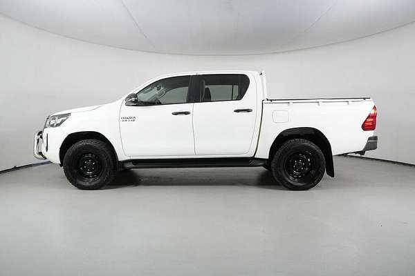 2020 Toyota Hilux SR (4x4) GUN126R Facelift 4X4