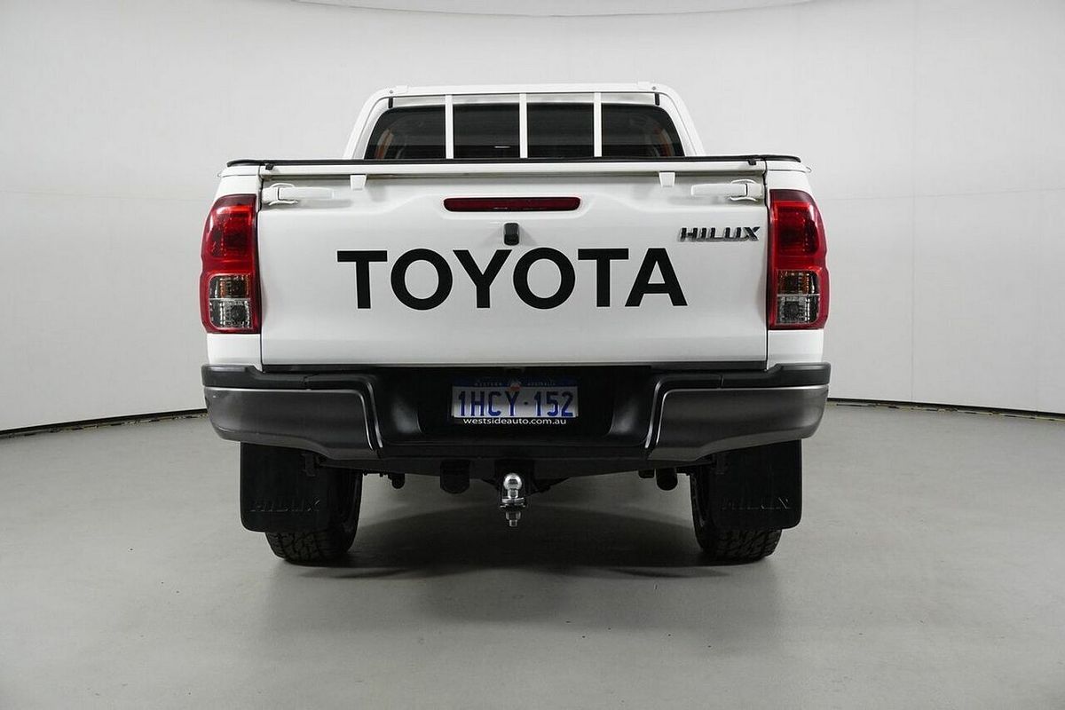 2020 Toyota Hilux SR (4x4) GUN126R Facelift 4X4