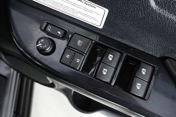 2021 Toyota Hilux Rogue (4x4) GUN126R 4X4