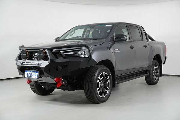 2024 Toyota Hilux SR5 48V (4x4) GUN126R 4X4