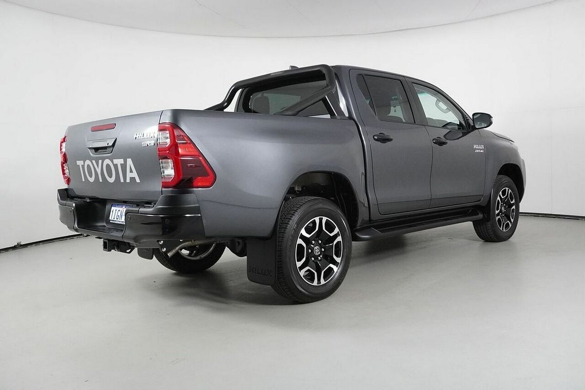 2024 Toyota Hilux SR5 (4x4) GUN126R 4X4