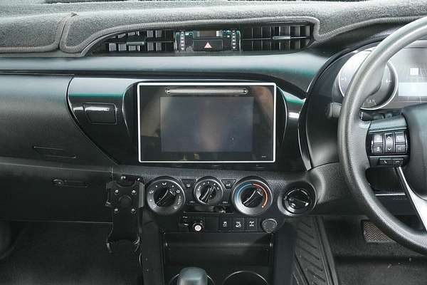 2019 Toyota Hilux SR (4x4) GUN126R MY19 4X4