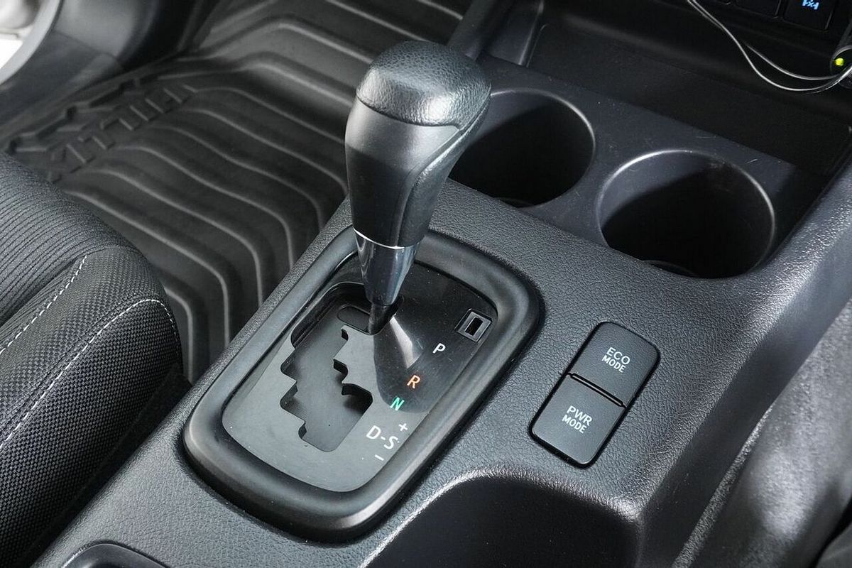 2019 Toyota Hilux SR (4x4) GUN126R MY19 4X4