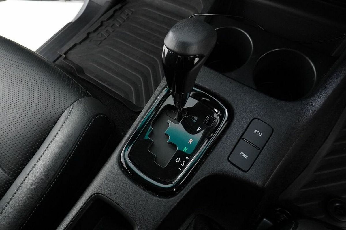 2024 Toyota Hilux Rogue (4x4) GUN126R 4X4