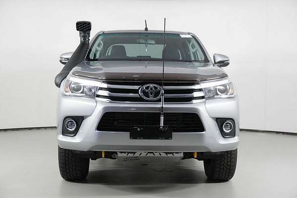 2018 Toyota Hilux SR5 (4x4) GUN126R MY17 4X4