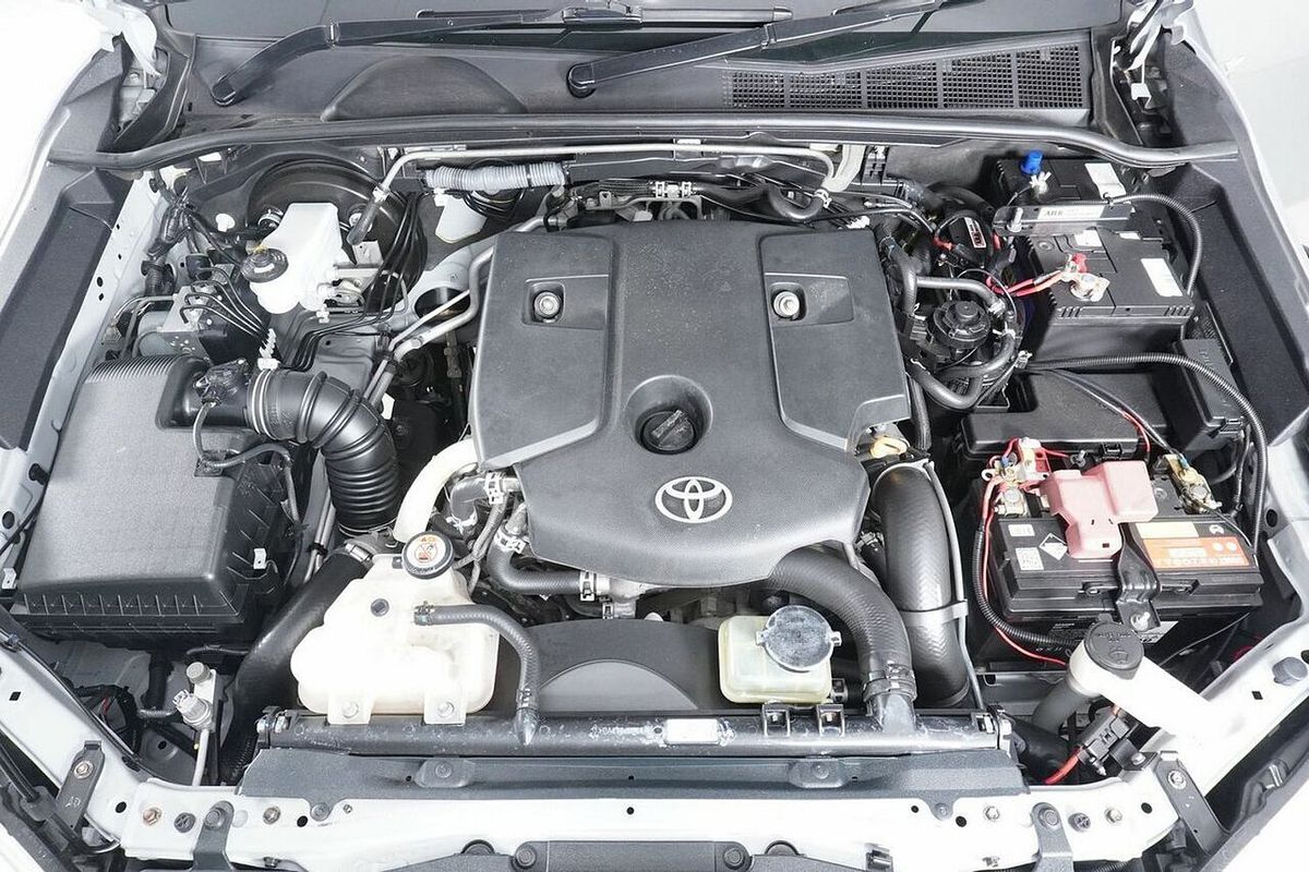 2019 Toyota Hilux SR (4x4) GUN126R MY19 4X4